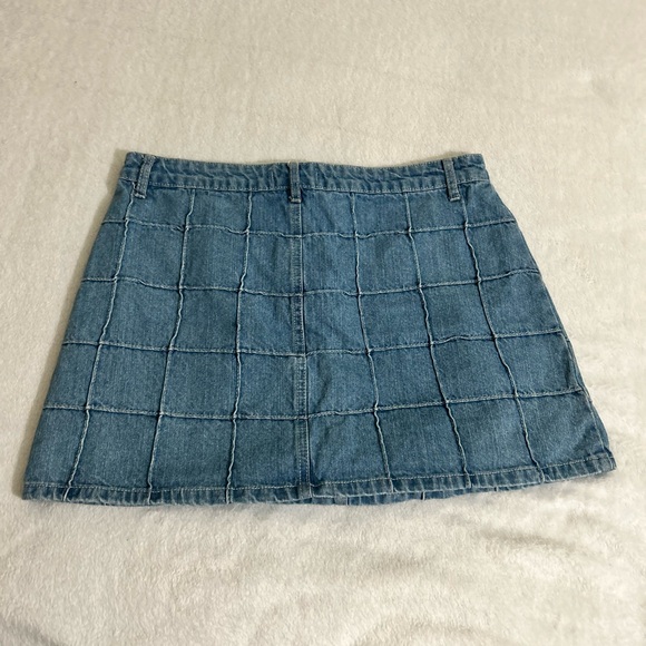 Mini skirt - Picture 3 of 4